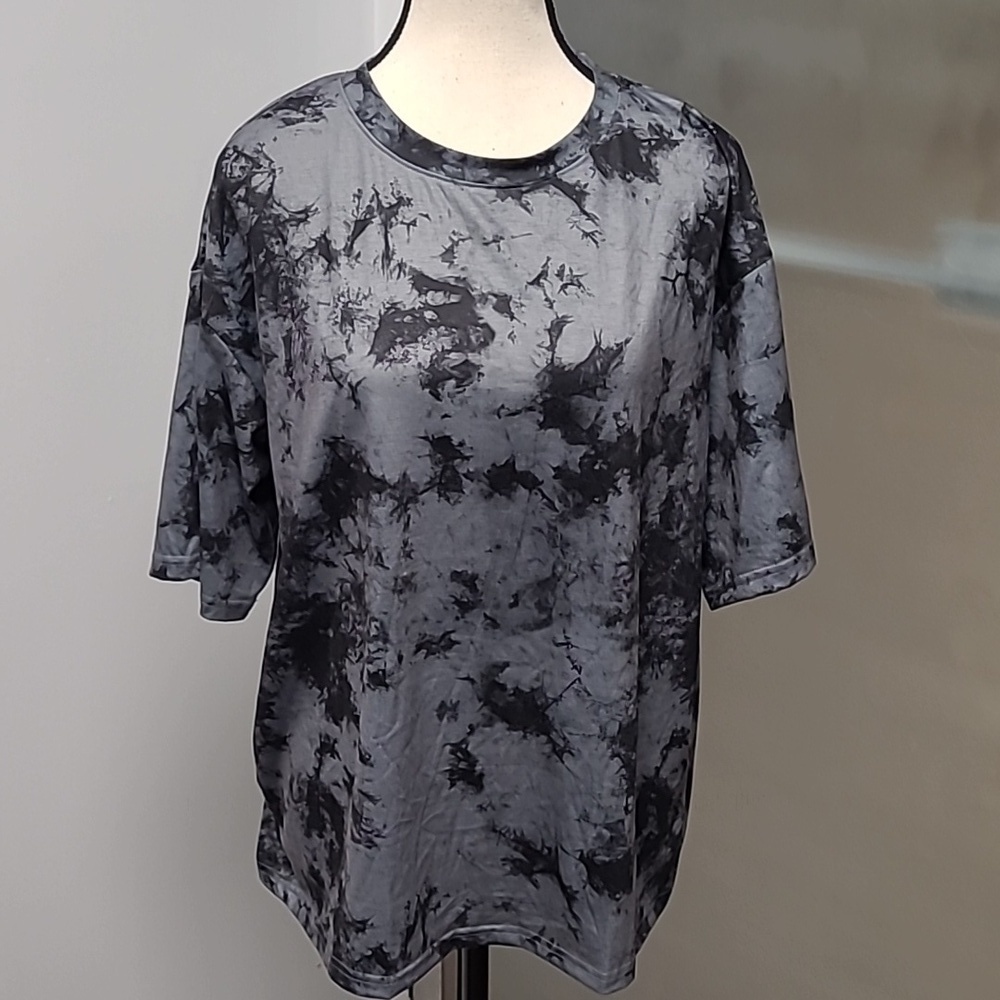 STMove Size M Grey/Black Tie Dye T-Shirt
